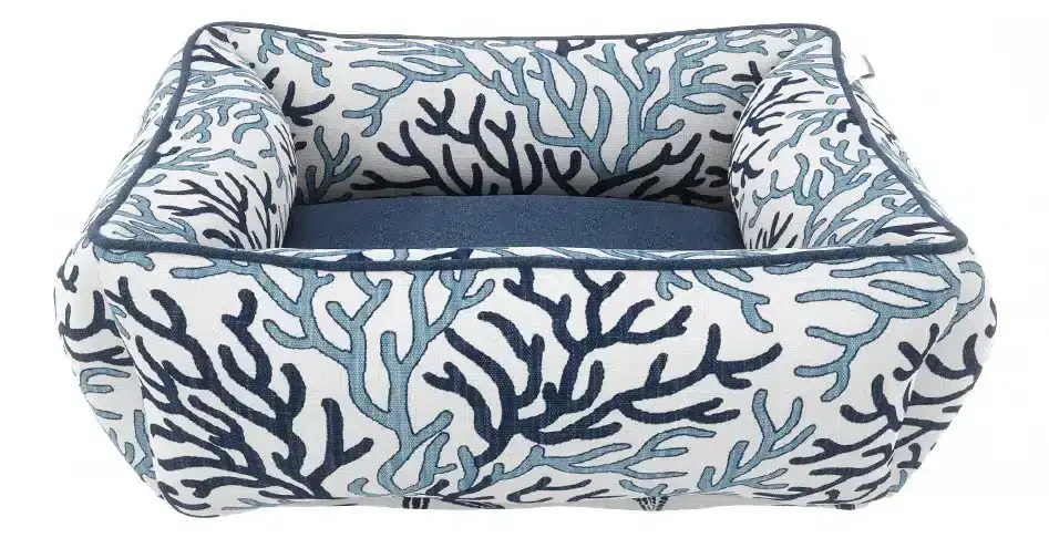 Cozy Cuddle Pet Bed β Design 10
