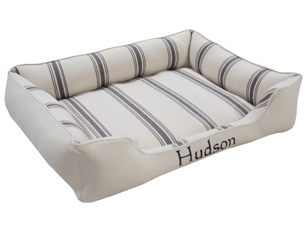 40 x 32 Feedsack Cuddle Bed with Gray Stripe